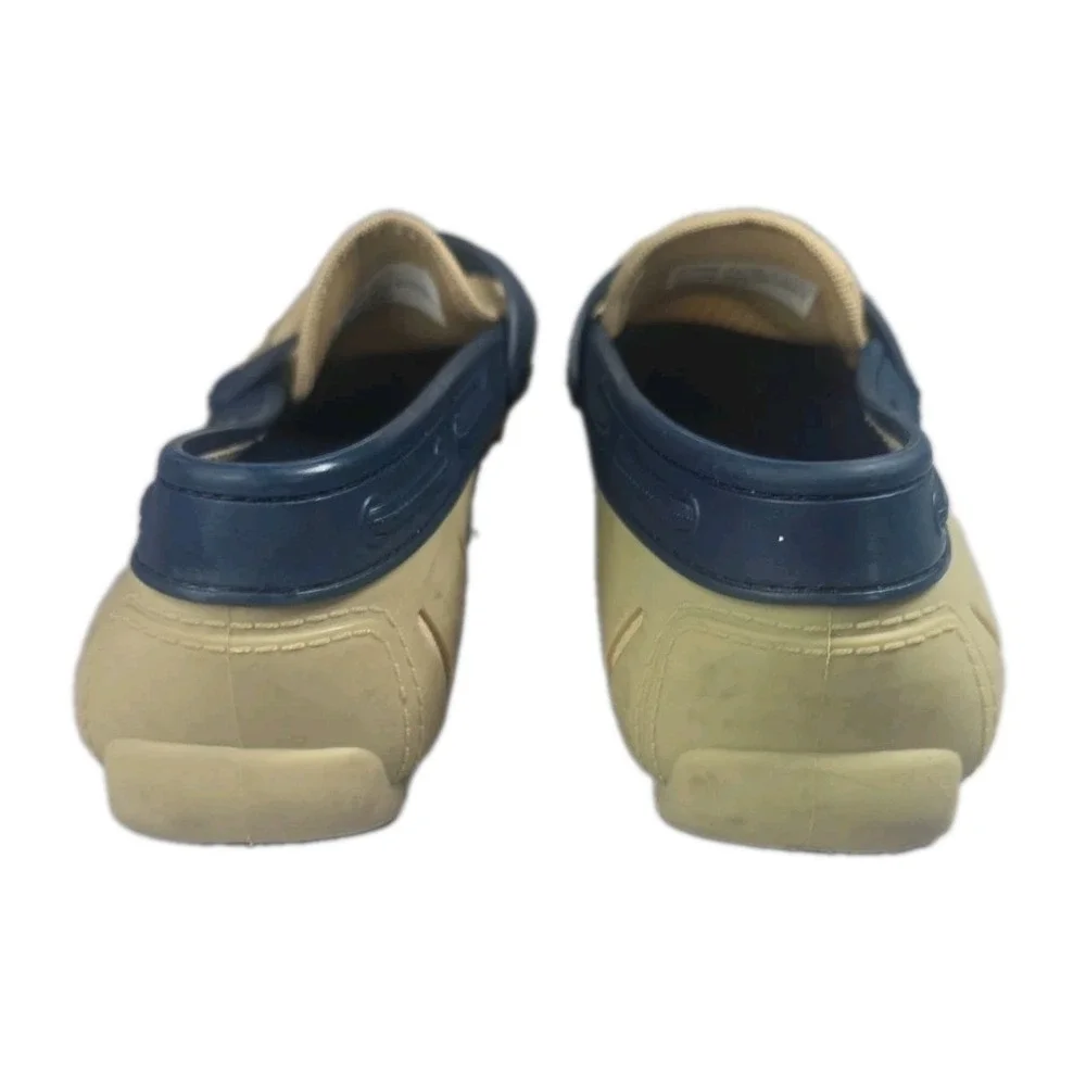 Robert Wayne Footwear brand floats